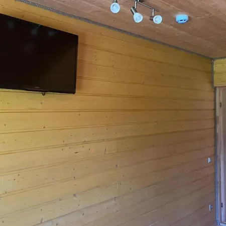 Pauska Puhkemaja Kolme Sauna Ja Mullivanniga *