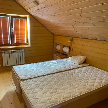 Pauska Puhkemaja Kolme Sauna Ja Mullivanniga Pedajamae