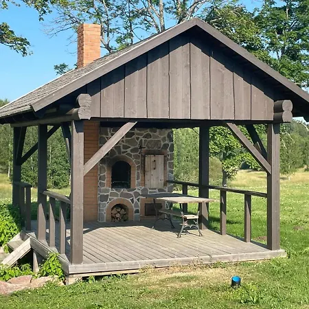Pauska Puhkemaja Kolme Sauna Ja Mullivanniga Pedajamae