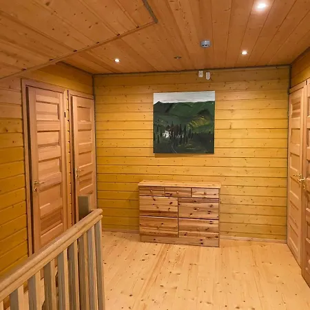 Pauska Puhkemaja Kolme Sauna Ja Mullivanniga *